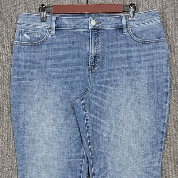 Chicos Jeans 2.5P Womens 14P Blue So Slimming Girlfriend Slim Leg Crop Stretch - Picture 2 of 12